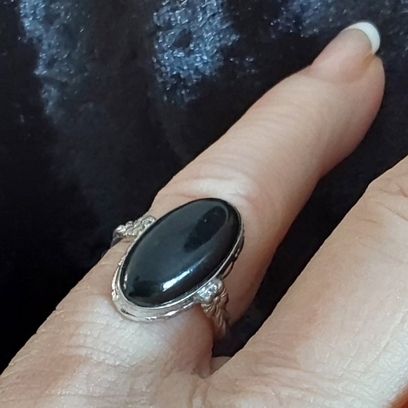 Onyx & 925 sterling Jewelry - NATURAL OVAL BLACK ONYX & STERLING RING 4.5